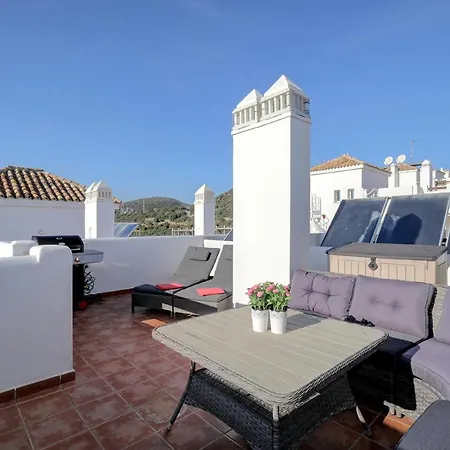 Apartment Beautiful With Amazing Views Perfect For Golfers *