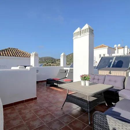 Beautiful With Amazing Views Perfect For Golfers * إِستيبونا